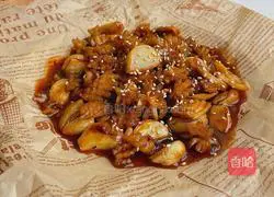 Illustration of how to make garlic squid flowers 11