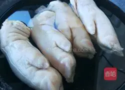 Illustration of Braised Pork Trotters 2