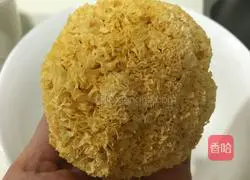 Illustration of how to make Tremella and Lotus Seed Soup 1