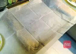 Illustration of how to make garlic bread 4