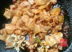 Illustration of how to make twice-cooked pork with garlic sprouts 10