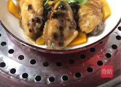 Illustration of how to make steamed pumpkin with black bean sauce chicken wings 9
