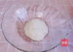 Illustration of how to make banana honey bean pizza (homemade pizza embryo) 5