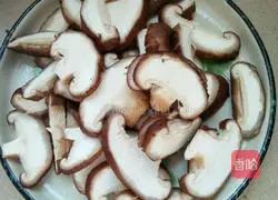 Shiitake mushroom meat Illustration of how to make silk 2