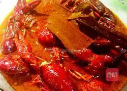 Illustration of how to make garlic crayfish 10