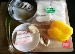 Illustration of how to make fried white rice cake with cuttlefish 2