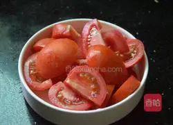 Illustration of tomato stewed beef brisket 3