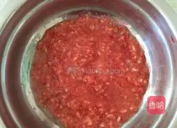 Illustration of how to make eight-inch cream-free strawberry mousse 7