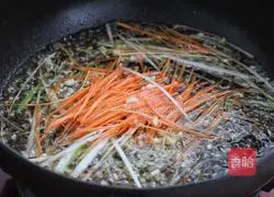 Illustration of Northeastern Pot Bun Pork 10