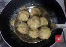 Illustration of how to make sweet and sour meatballs 7
