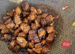 Illustration of how to make tomato beef brisket 8