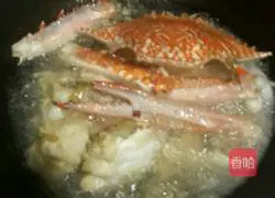 Illustration of how to make stir-fried crabs with green onion and ginger 4