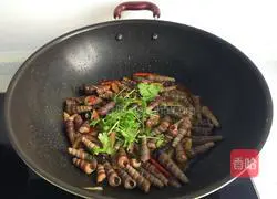 Illustration of how to make spicy sea snails 9
