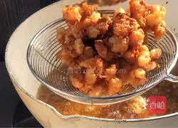 Illustration of how to make cherry shrimp 11