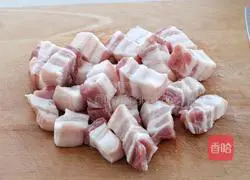 Illustration of how to cook braised pork and potatoes 1