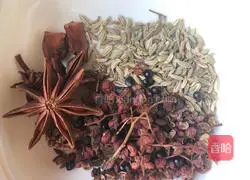 Illustration of how to make sauce-flavored pig's trotters 4