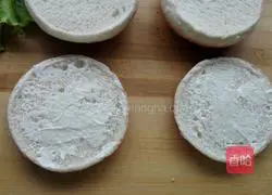 Beef Burger Recipe Illustration 7