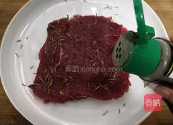 Appetizing Rosemary Steak Recipe Illustration 6 