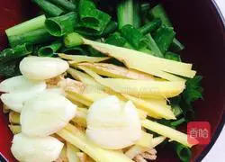 Illustration of how to make mushroom and eel segments 2