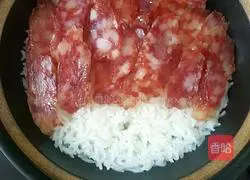 Illustration of how to make cured meat casserole rice 10