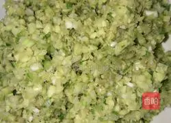 Illustration of how to make Sichuan wontons 1