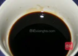 Chinese cured meat Illustration of how to make claypot rice 9