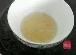 Illustration of how to make mango mousse 3