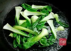 Illustration of how to make shrimp skin pot tofu 1