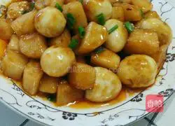 Illustration of how to make sweet and sour yam and quail eggs 5