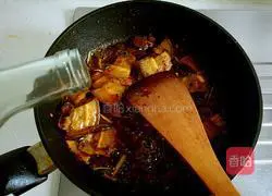 Illustration of twice-cooked pork 13