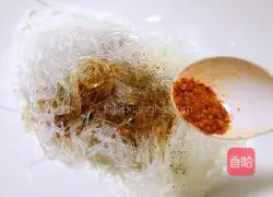 Illustration of steamed scallops with garlic vermicelli 8