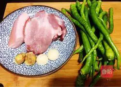 Illustration of how to make salt-fried meat 1