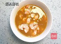 Illustration of how to make scrambled eggs with shrimps 2 