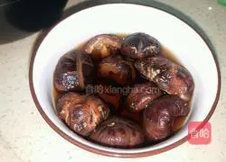 Cantonese-style glutinous rice chicken recipe 2