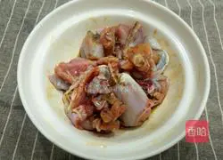 Illustration of how to make pickled bullfrog 4