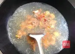 Illustration of how to make private spicy chicken nuggets 4