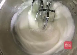 Six-inch strawberry cream cake recipe 7