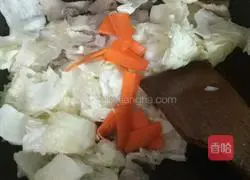 Illustration of how to make twice-cooked pork with cabbage 5