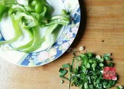 Illustration of Beer Duck Chowder 14