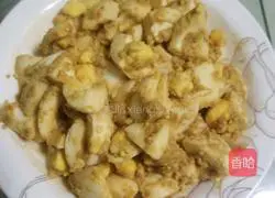 Illustration of how to pour boiled eggs with sauce 8