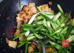 Sichuan Twice-cooked Pork Recipe Illustration 6