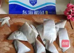 Illustration of how to make pomfret with sauce 2