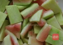 Illustration of how to make twice-cooked pork with melon rind 3