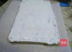 Illustration of how to make cream cake roll 12