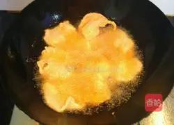 Illustration of Northeastern old-fashioned pot-wrapped pork 4