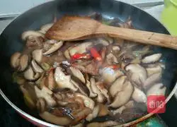 Illustration of how to make fried pork with mushrooms 6