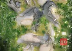 Illustration of how to make oyster fried eggs 7