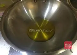 Illustration of how to make black pepper beef fillet pasta 5