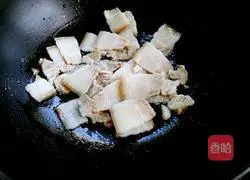 Illustration of how to make twice-cooked pork with cabbage 8