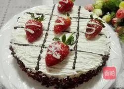 Strawberry Cream Cake Recipe Illustration 11